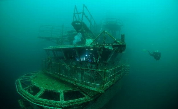 Удивительный подводный мир затопленных кораблей