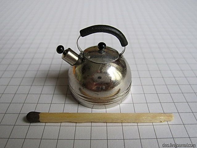 Гигантская спичка или маленький чайник 